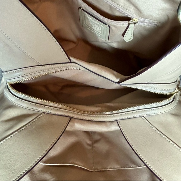 🔥 SALE! COACH F27575 Lexy Shoulder Bag Tan Cream - Picture 11 of 16